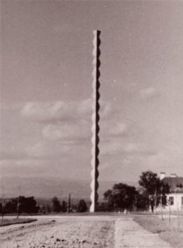 Constantin Brancusi, la colonne sans fin - 1938